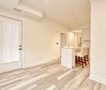 For Lease - 3250 Carding Hill Trail Unit# 232, Oakville, Ontario - Photo 1