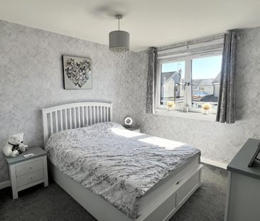 2 bedroom flat to rent - Photo 6