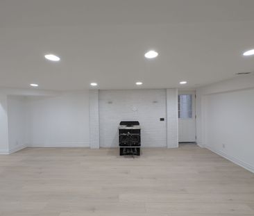 For Lease - 88 Baynards Lane, Richmond Hill, Ontario - Photo 2