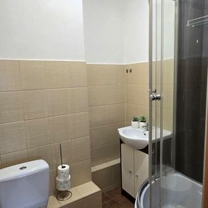 Przytulne, słoneczne mieszkanie – idealne dla pary - Photo 2