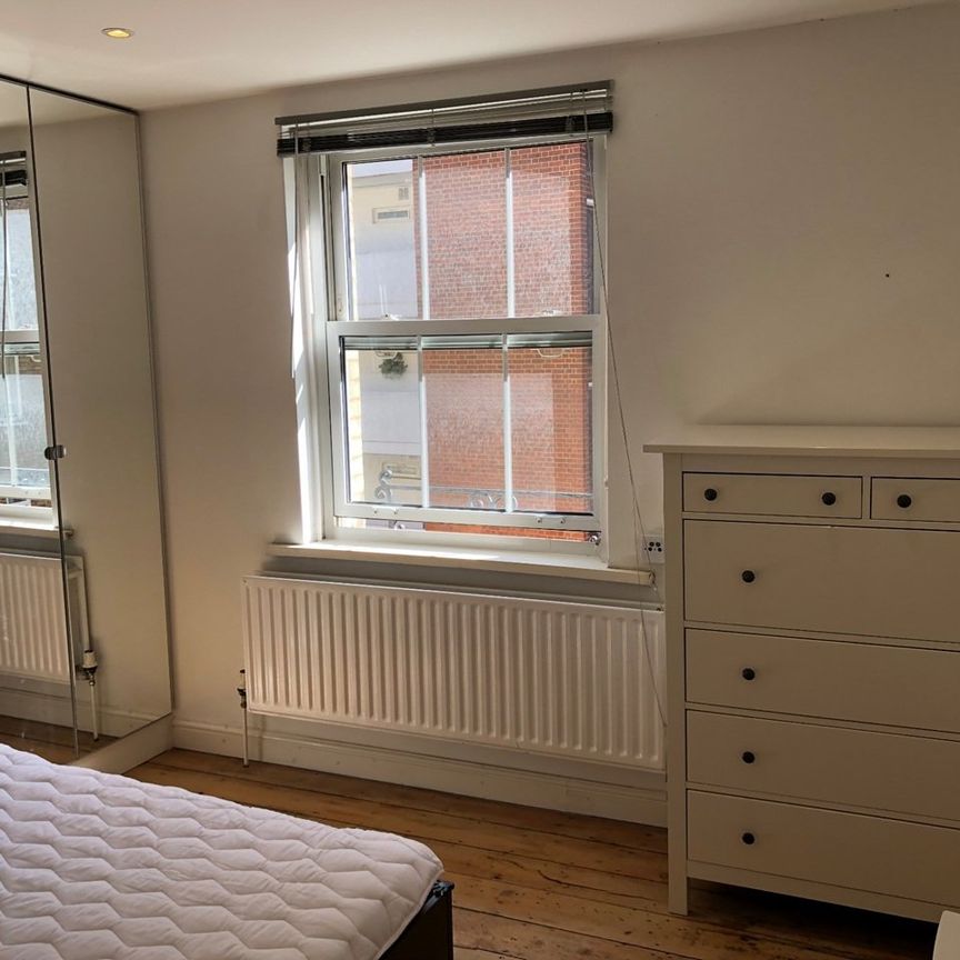 2 Bed Flat, Block F, WC1N - Photo 1