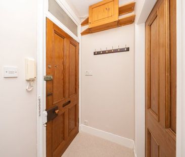 Top Floor, 46 Balmoral Place, AB10 6HP, Aberdeen - Photo 4