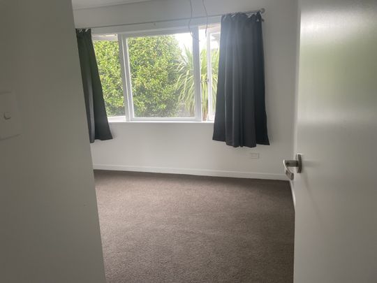 Fully renovated home, includes water and lawns - Photo 1