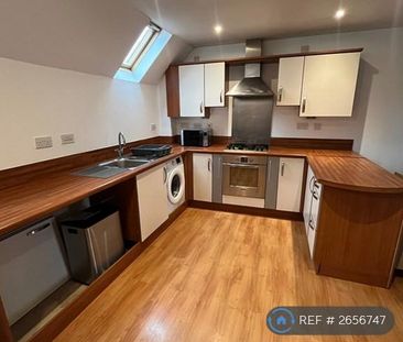 2 bedroom penthouse to rent - Photo 4