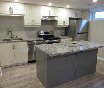 For Lease - 36 Harold Street, Brampton, Ontario - Photo 2