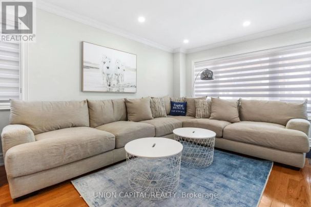 186 LINCOLN ROAD W - Photo 1