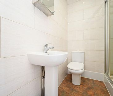 8 bedroom house share to rent - Photo 4