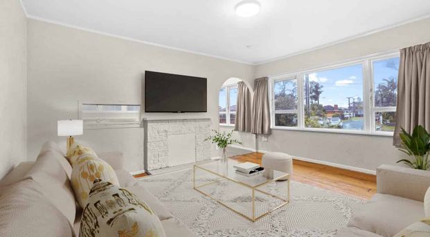 Newly Renovated Family Living in Prime Location - Built by MJ HOME Group - Photo 1