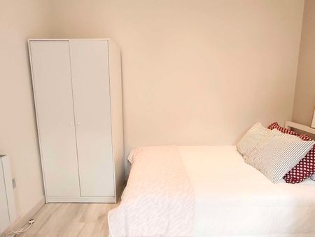 YOHO Kingston Bonner Hill Road 2b1b Room 1 - Photo 2