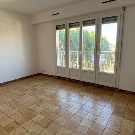Location Appartement P2 Nimes - Photo 1