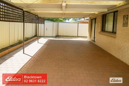 Spacious Family Home in Quiet Cul-de-Sac - Photo 2