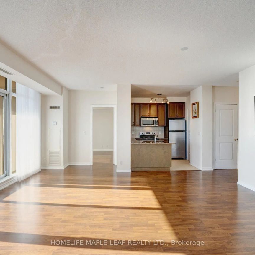 9235 Jane Street #606 - Photo 1