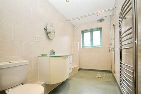 1 bedroom detached house to rent - Photo 3