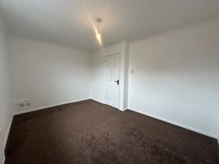 3 bedroom house - Photo 2