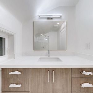 For Lease - 61 Gladys Road Unit# unit 3, Toronto, Ontario - Photo 2