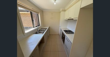 Beautiful 3-Bedroom Home in West Hoxton - Photo 3