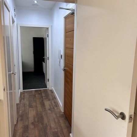 1 Bed Flat, Kirkstall Gate, LS5 - Photo 4
