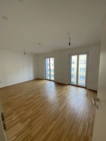 Schöne Zwei-Zimmer-Wohnung mit Balkon - Photo 2