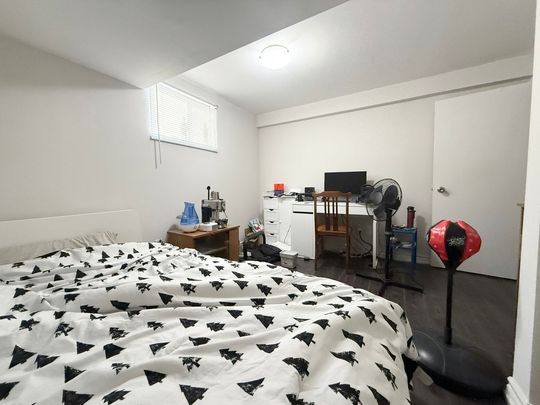 For Lease - 38 Deepdale Drive Unit# Lower, Toronto, Ontario - Photo 1