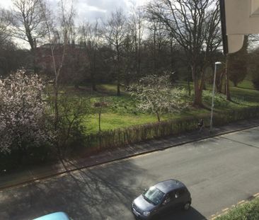 Wilmslow Road Manchester - Photo 4