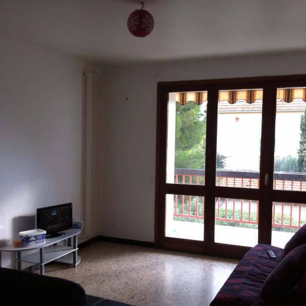 Location appartement 1 pièce 29.44 m² à La Seyne-sur-Mer (83500) - Photo 1