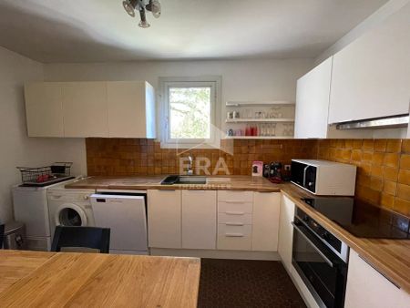 A LOUER - 3 PIECES MEUBLE - SECTEUR TORSE - TERRASSE - PARKING - PISCINE COLLECTIVE - Photo 3