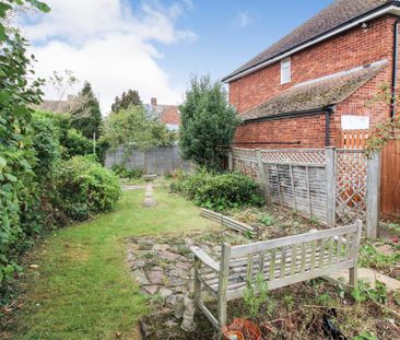 2 bedroom maisonette to rent - Photo 1