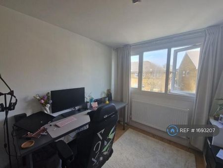 3 bedroom terraced house to rent - Photo 5