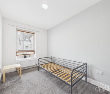 83 The Demesne, Carryduff, Belfast, BT8 8GT - Photo 4