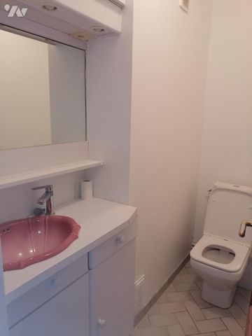 LE MANS SUD T3 2 CHAMBRES CUSINE EQUIPEE SALLE DE DOUCHE CHAUFFAGE ET EAU CHAUDE COLLECTIF BOX CAVE - Photo 4