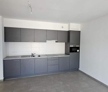 Appartement te huur in Eisden voor € 800 met 1 slaapkamer - Photo 4