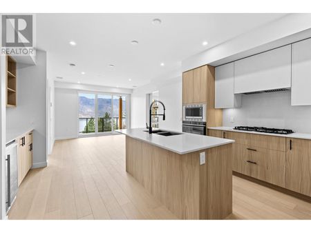 Lovely Lakeviews at ZARA 2 - Photo 4