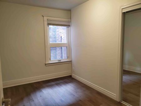 For Lease - 54 Harvard Avenue, Toronto, Ontario - Photo 2