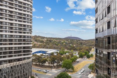 Modern 2-bedroom apartment at Dusk - Photo 3