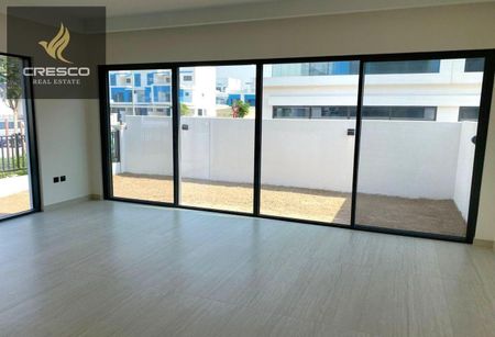 Brand New | Multiple Cheques | Spacious - Photo 5