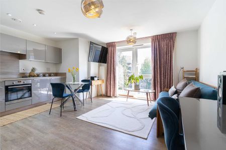2 bedroom apartment to rent - Photo 3