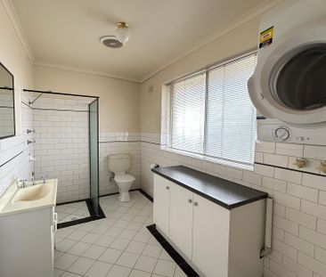 Open the Door to Cityside Sophistication - Photo 5