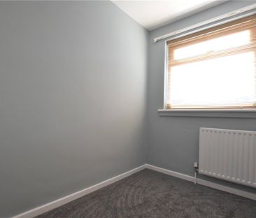 5, Springfield Lane, Morley, Leeds, West Yorkshire, LS27 9PL - Photo 2