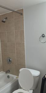 For Lease - 8800 Willoughby Drive Unit# 107, Niagara Falls, Ontario - Photo 4