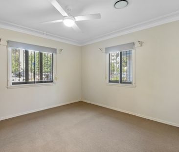 36 Playfield Street, CHERMSIDE QLD, Belconnen - Photo 1