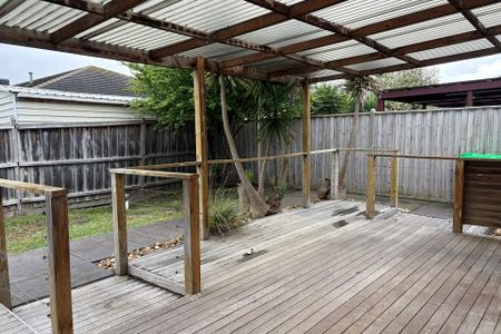 66 Gregson Grove, Lyndhurst VIC - Photo 2