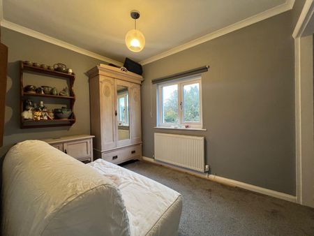 3 bedroom House To Let - Photo 4