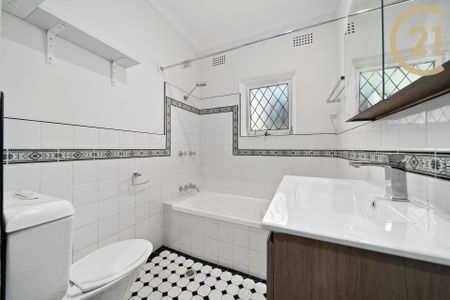 Newly Renovated Coastal Sanctuary in the Heart of Coogee - 1st Open This Saturday - Photo 5