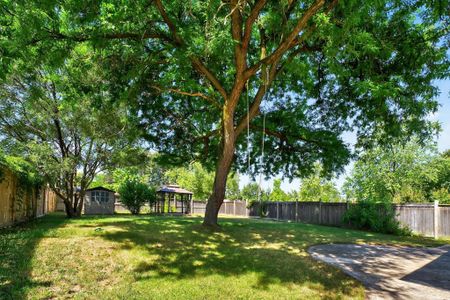 For Lease - 16 Warbeck Place, Toronto, Ontario - Photo 5