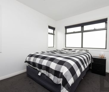 Stunning 3-Bedroom for Rent in Maidstone - Photo 4