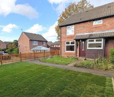 Goldsworth Park, Woking, Surrey, GU21 - Photo 1