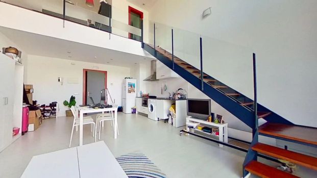 Piso de alquiler en Calle de Alfonso Gómez, Simancas - Photo 1