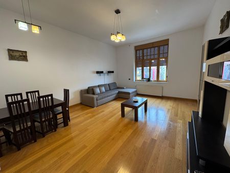 Apartament 3 camere cu balcon spre Piata Victoriei- - Photo 2