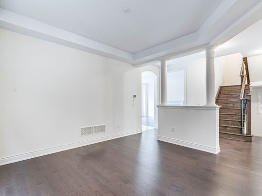 For Lease - 3 Kambalda Road, Brampton, Ontario - Photo 1