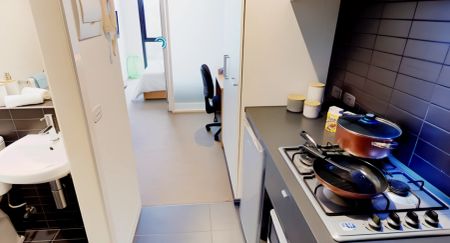 One Bedroom Apartment - Photo 5